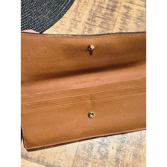 Michael Kors Jet Set Travel Slim Trifold Wallet Brown Saffiano Leather Gold Tone - Picture 5 of 6